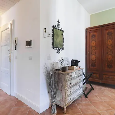 Apartament Rifugio Vista Montagne - Parcheggio Privato E A 500m Cernobbio